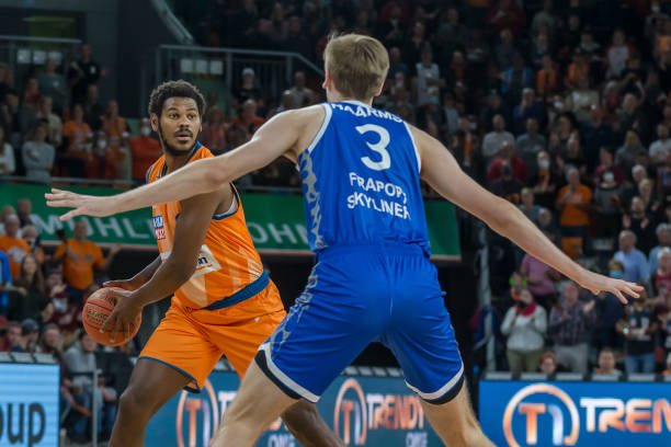 罗马诺：科曼愿加盟利雅得胜利，各方谈判正在推进中