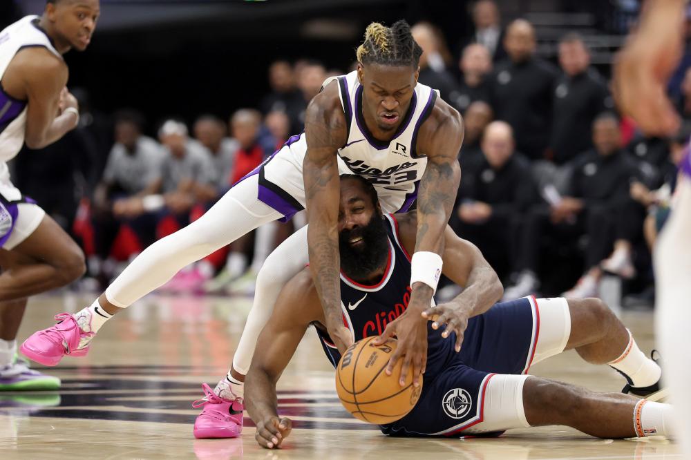 体育奥运冠军刘诗颖一枪如电 气贯长虹