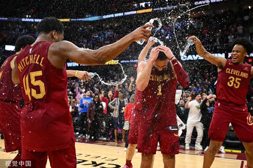 理特征有着 理特征有着